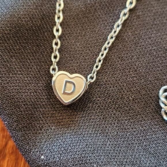 Heart initial necklace small child - Picture 2 of 11